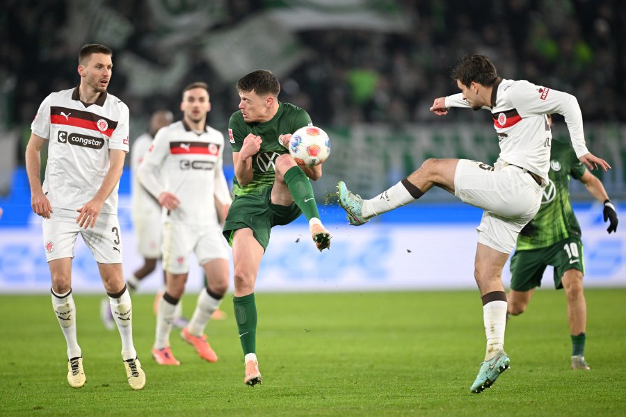 Волфсбург Санкт Паули1