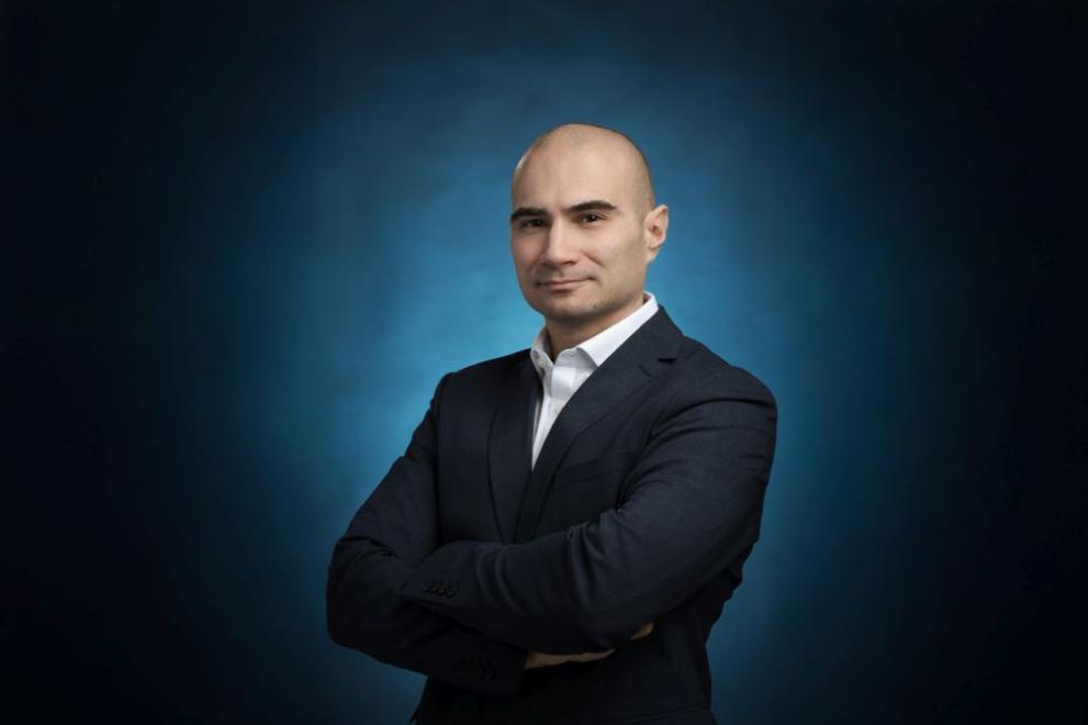 Владислав Любенов