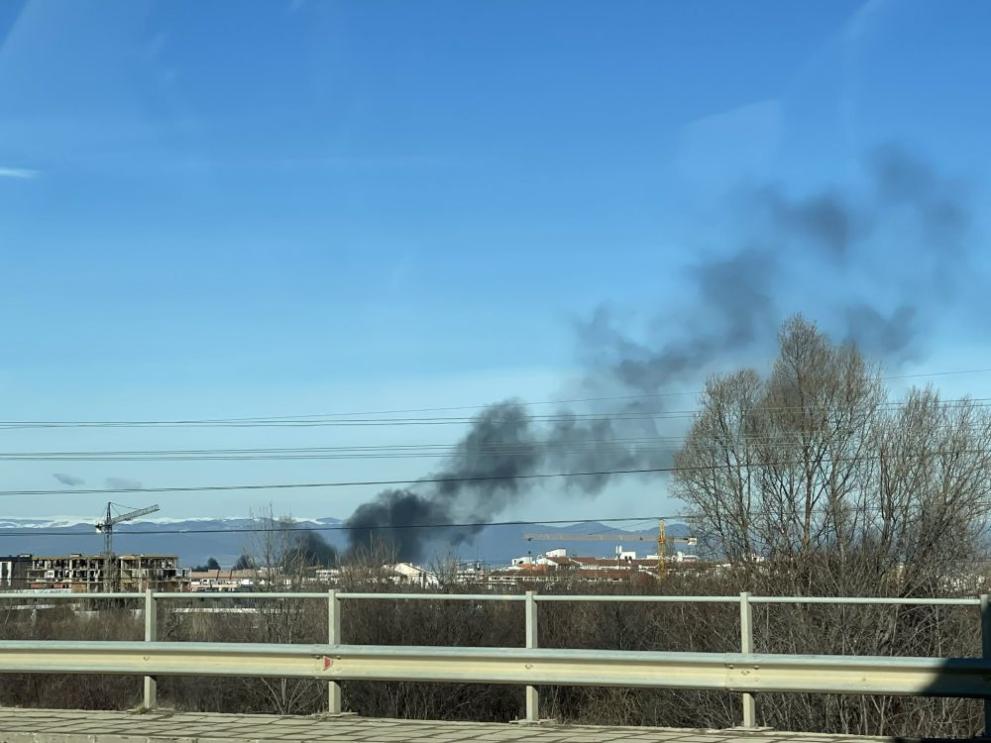Пожар е пламнал на столичния бул. Филип Кутев“ в посока