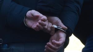 Полиция арест