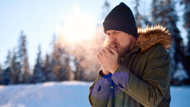 Как да не измръзнем: Съвети за възрастни и деца през зимата 