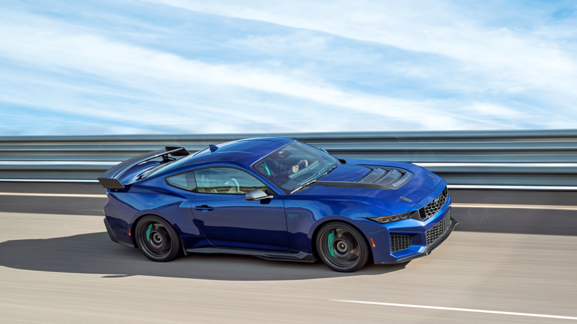 ford mustang dark horse sc