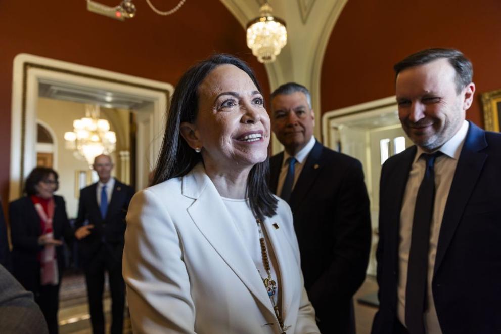 Лидерът на опозицията във Венецуела Мария Корина Мачадо връчи медала