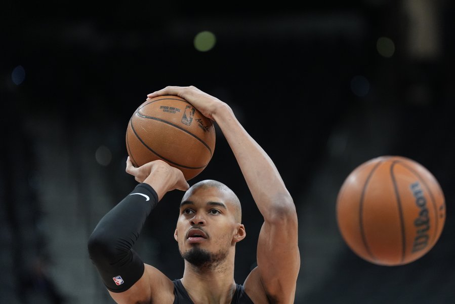 Сан Антонио Спърс Милуоки Бъкс1