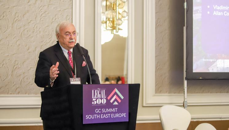 advokat - ПРИЗНАНИЕ: Адвокат с Гран при от Темида!