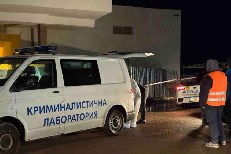 Въоръжен грабеж на инкасо автомобил е извършен на жп гарата