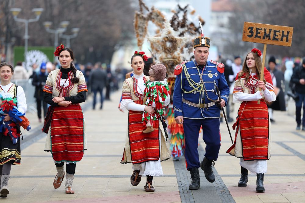 Магията на Сурва в кадри