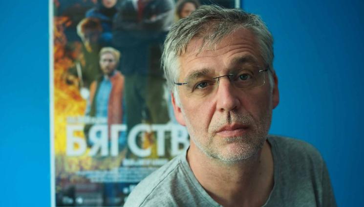 асдас - Режисьорът Виктор Божинов: „Мамник“ се прави на три континента