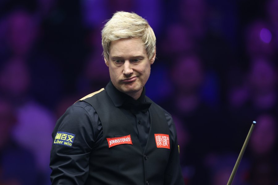 Нийл Робърстън Кайрън Уилсън1