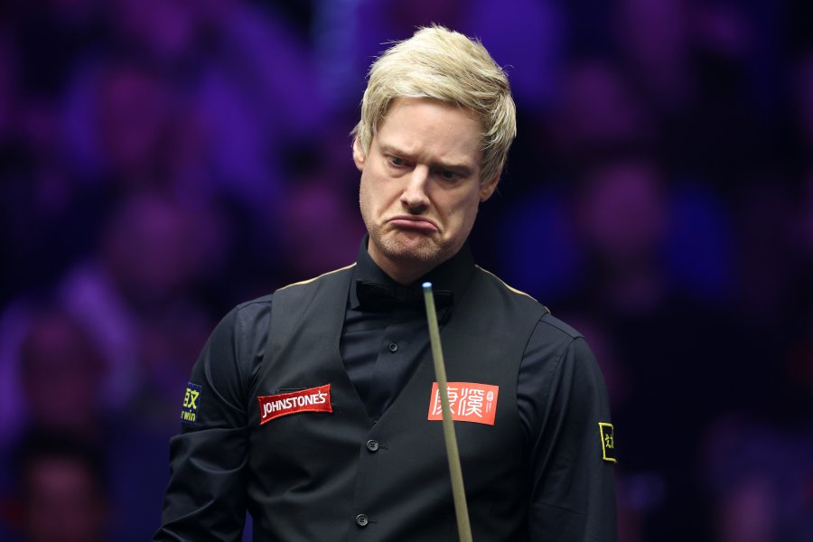 Нийл Робърстън Кайрън Уилсън1