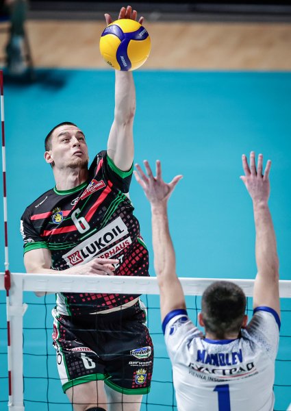 Нефтохимик победи Пирин и грабна efbet Купа на България1