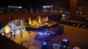 Най малко 24 души загинаха а десетки са ранени при