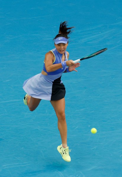 Юан Юе Ига Швьонтек1