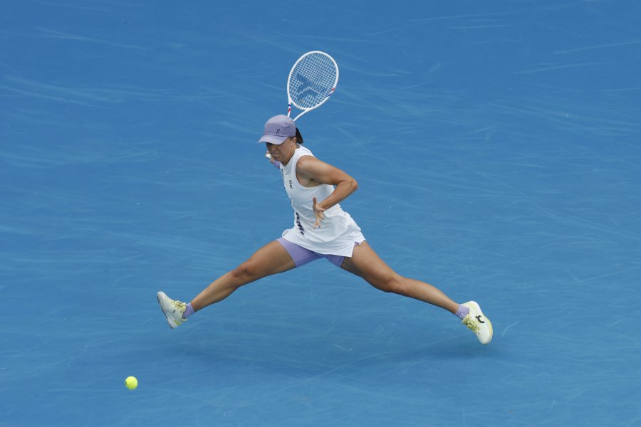 Юан Юе Ига Швьонтек1