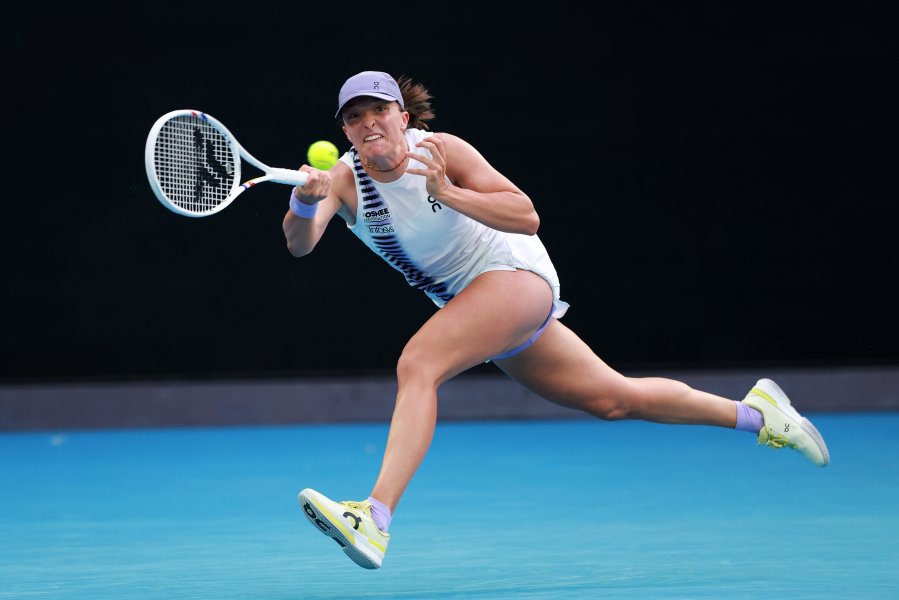 Юан Юе Ига Швьонтек1