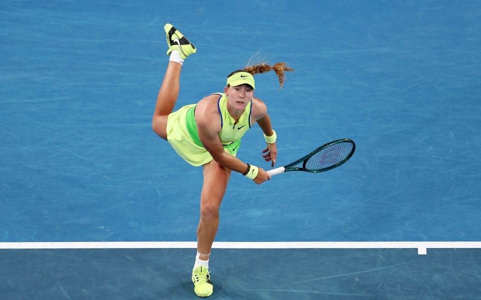 Мира Андреева „върза геврек“ на Векич за зрелищен обрат на старта в Мелбърн