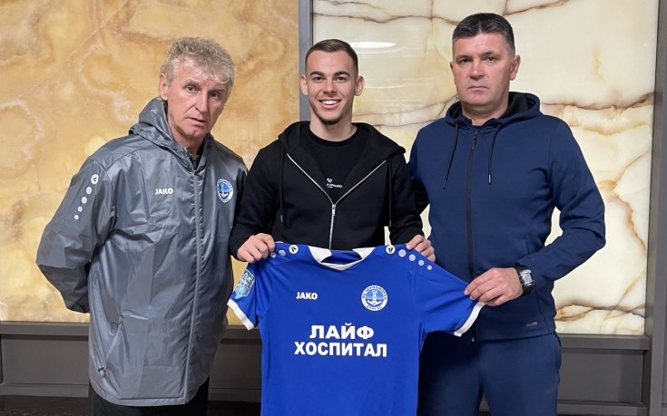 Официално: Черноморец Бургас се подсили с халф