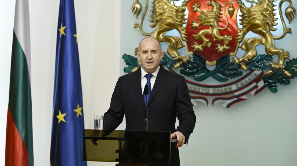 Президентът Румен Радев подава оставка (ВИДЕО)