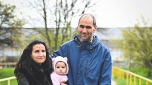 Родителството е труден предизвикателен но и най сладкият период в