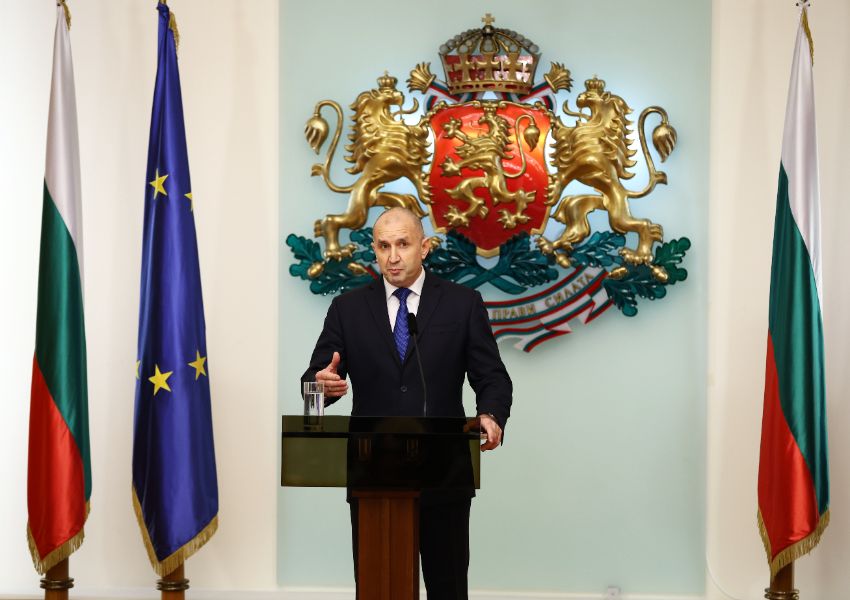 <p>Държавният глава Румен Радев с обръщение към българския народ.</p>