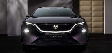 <p>Забавянето важи за самостоятелно разработените от Mazda електромобили, не засяга новия CX-6e, разработен в тясна сътрудничество в Китай с Changan</p>