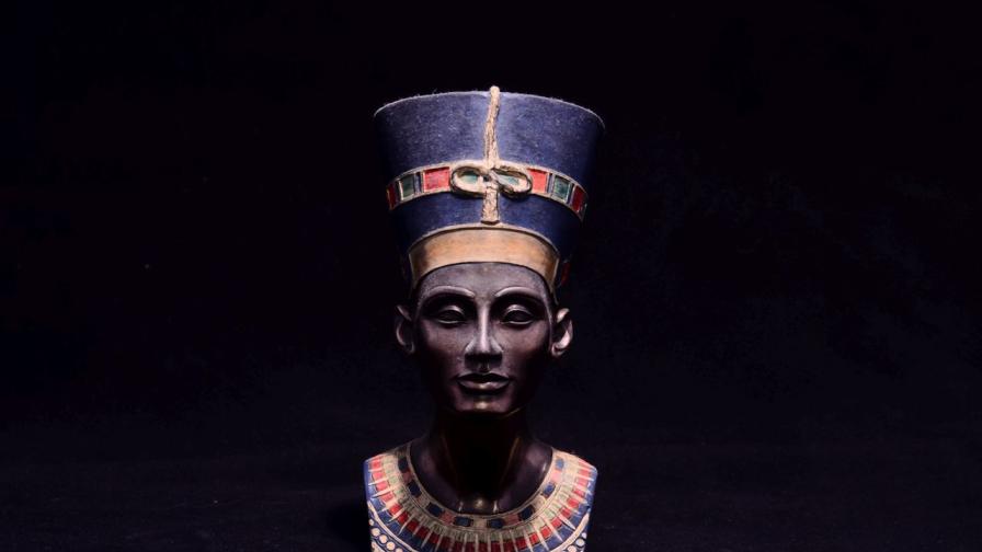 Археолог: Гробницата на Нефертити ще бъде открита скоро