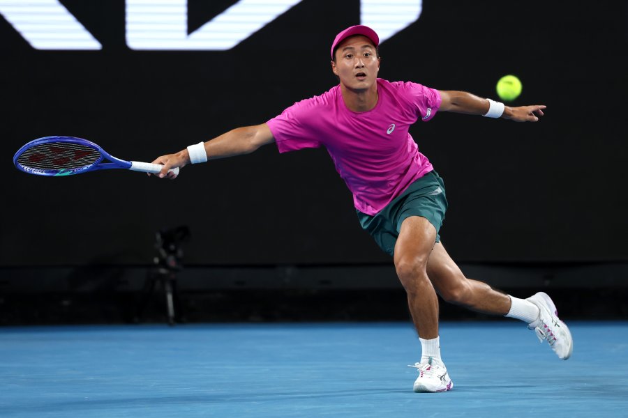 Шинтаро Мочизуки Стефанос Циципас1