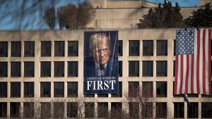 Доналд Тръмп една година на поста