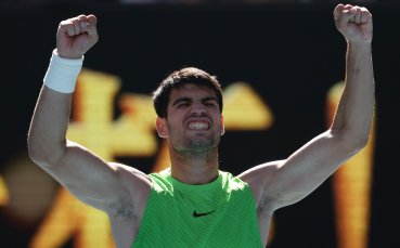 Алкарас продължава без загубен сет в Мелбърн