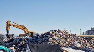 На метри от жилищните блокове на столичния Люлин където кризата