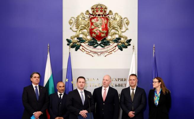 Държавата подписа споразумението за участие в проучването за нефт и газ в Черно море