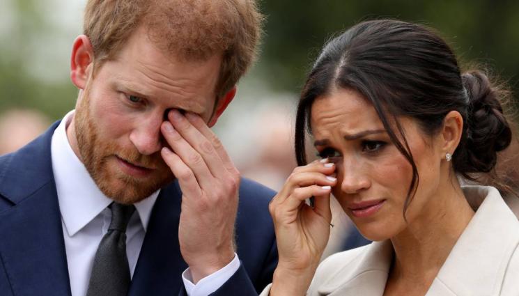 Хари Меган - ПРИНЦ ХАРИ ПРЕЗ СЪЛЗИ: Медиите превърнаха живота на Меган в мизерия!