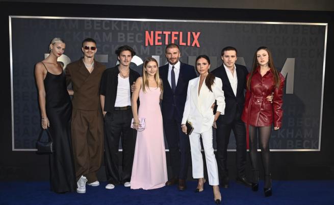 Защо Дейвид и Виктория Бекъм се притесняват от предбрачния договор на Бруклин и Никола Пелц