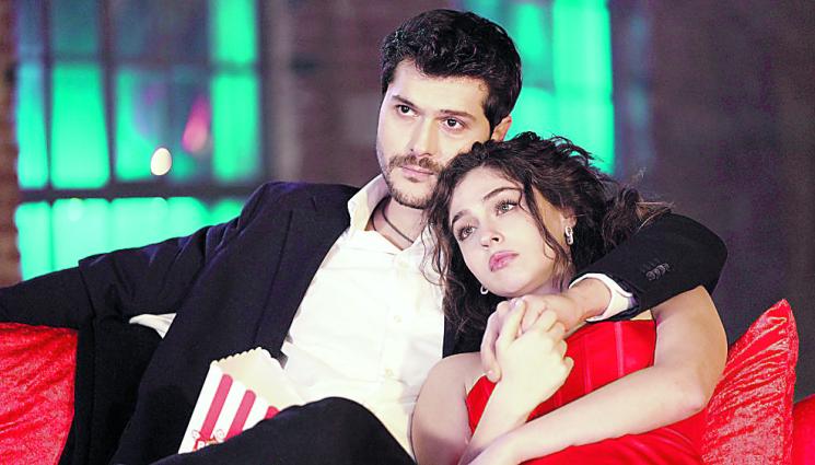 лейля - В „Лейля: Любов и справедливост“: Нур вижда призрак от миналото!