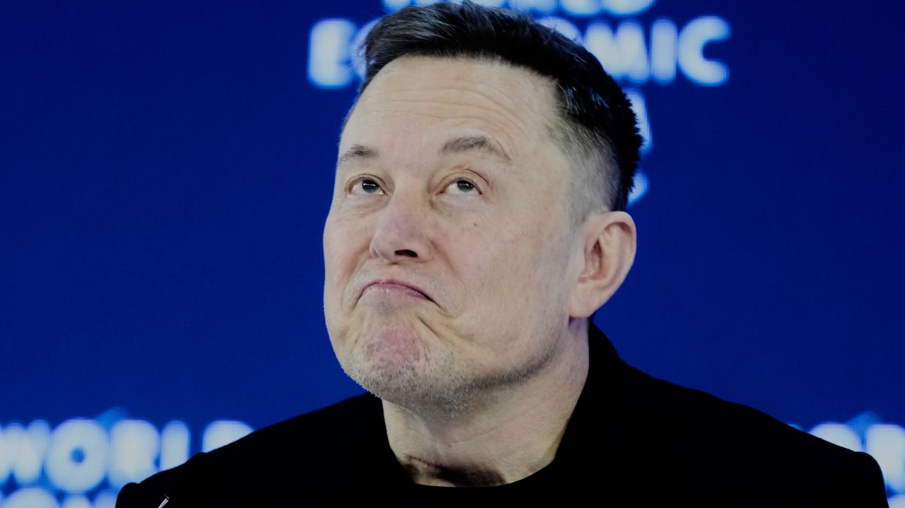 ЕК започна разследване срещу X заради сексуални изображения на деца