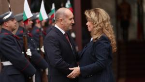 След 9 години на поста Румен Радев излезе от президентската институция Той бе