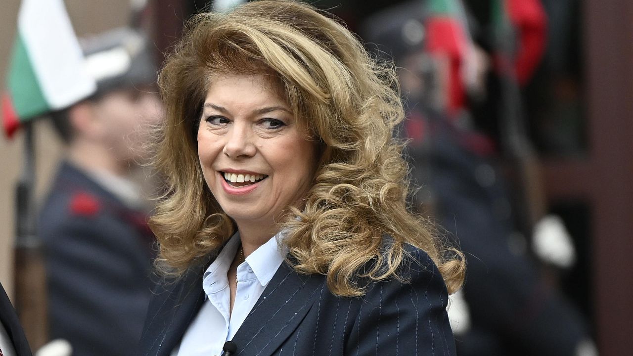 Започва ерата „Йотова“ - политически шах или просто по „домовата книга“