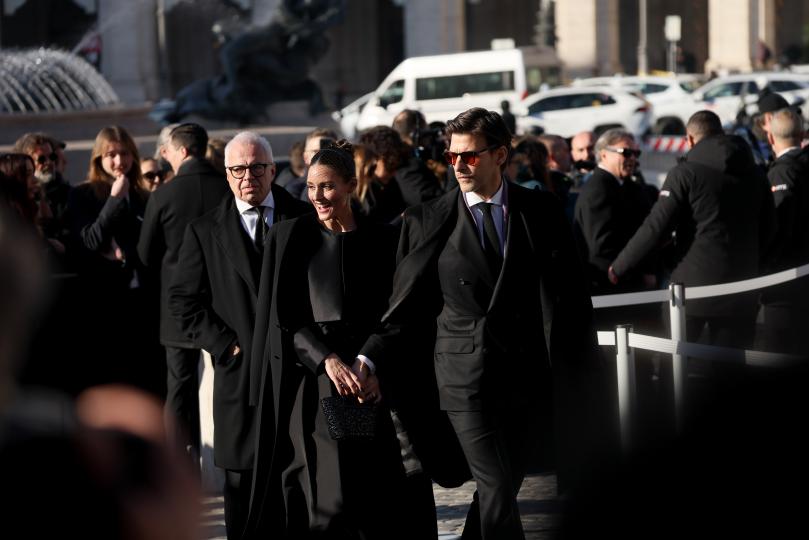 Светът се сбогува с легендата Валентино Гаравани - снимка 4