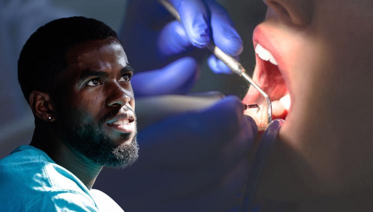 Карл Фабиен - Левски праща Фабиен на зъболекар