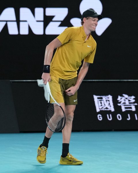 Елиът Спицири Яник Синер1