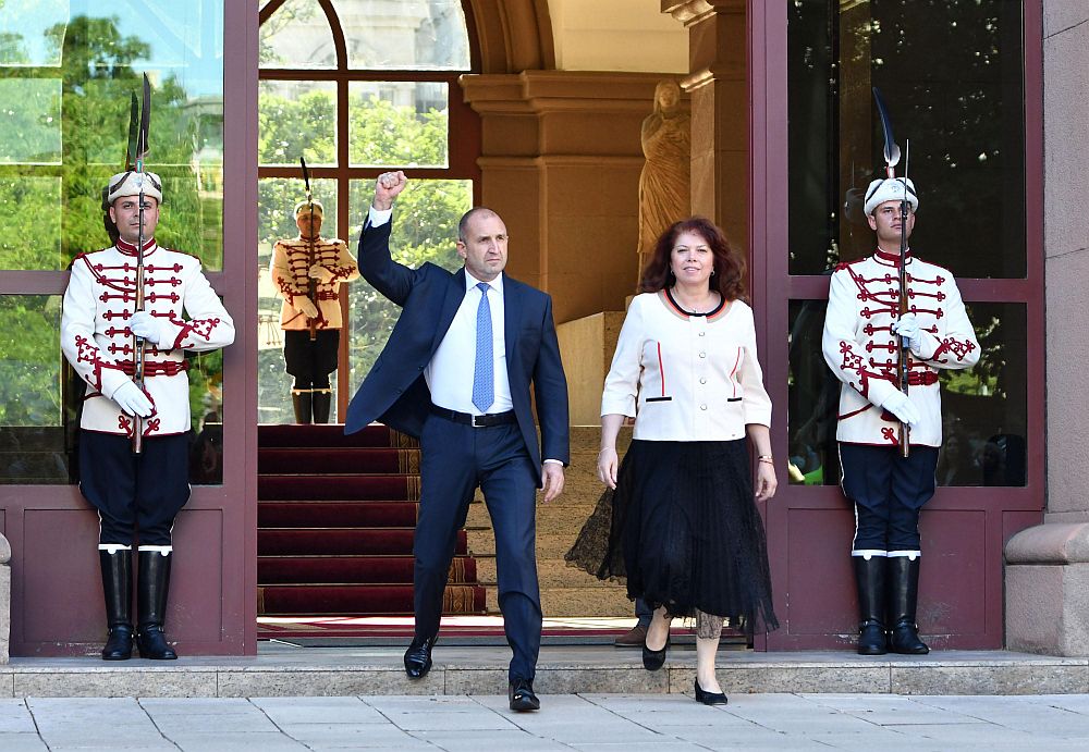 Илияна Йотова