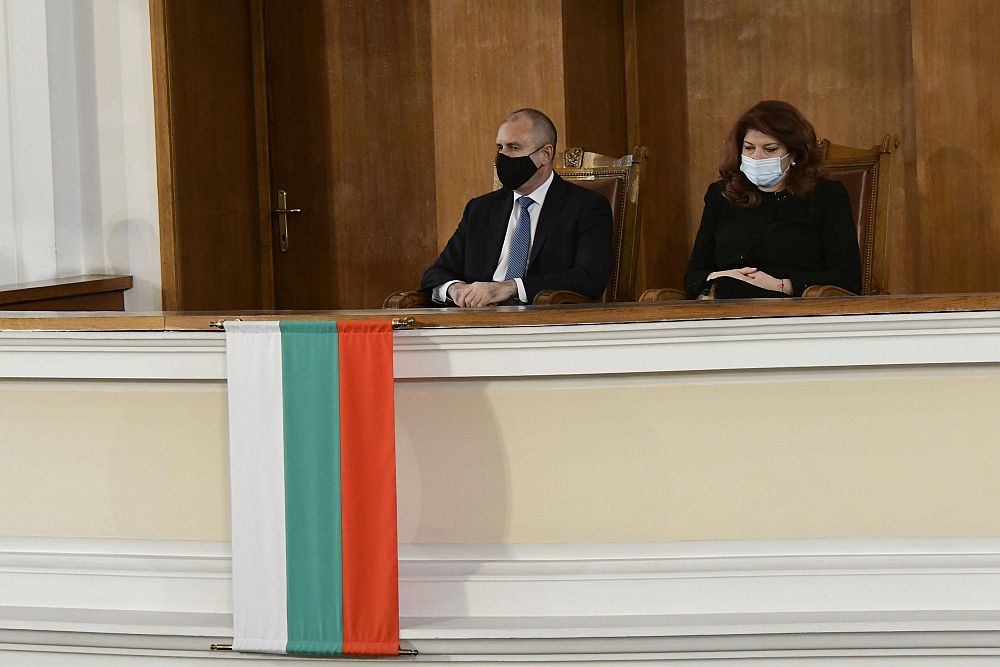 Илияна Йотова