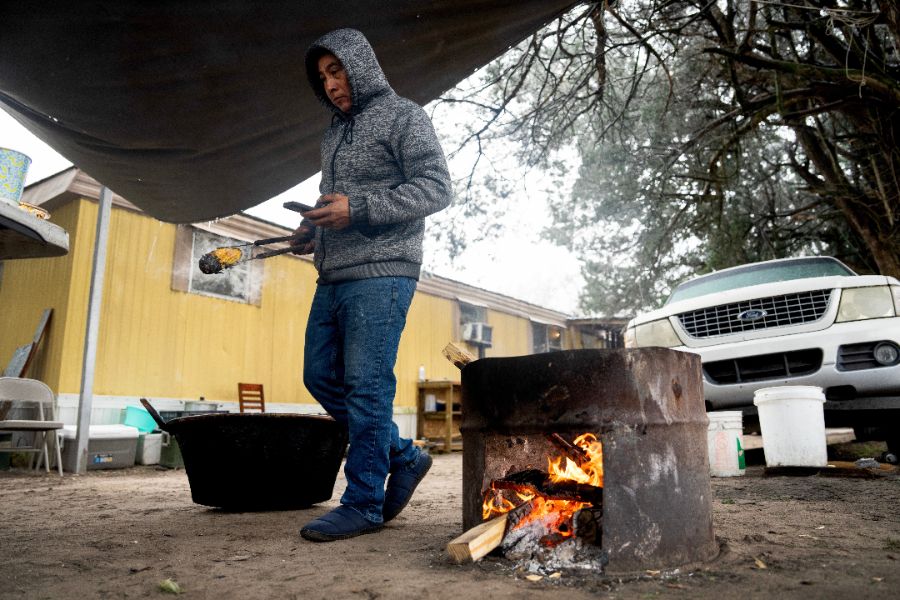 <p>Над 11 400 полета бяха отменени в неделя в Съединените щати, след като мощна зимна буря обхвана голяма част от страната и причини сериозни смущения във въздушния транспорт, съобщи Асошейтед Прес, позовавайки се на данни на уебсайта за проследяване на въздушния трафик &bdquo;ФлайтАуеър&ldquo; (FlightAware).</p>