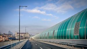 пътно платно на моста над река Въртопо