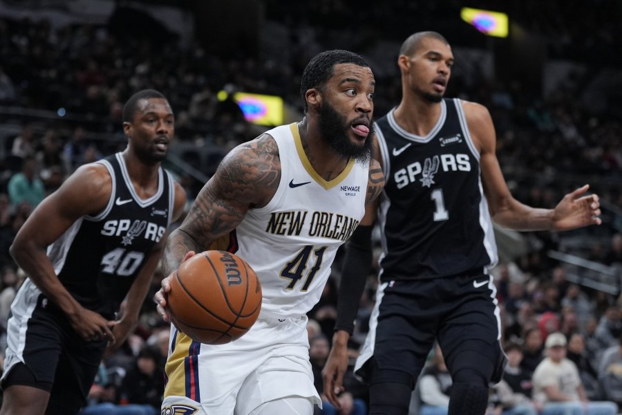 Сан Антонио Спърс Ню Орлиънс Пеликанс1