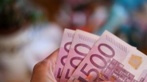 Клиент е платил с фалшива банкнота от 500 евро в