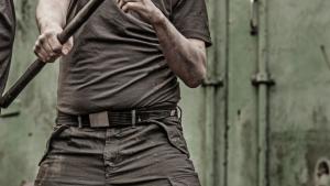 метална тръба