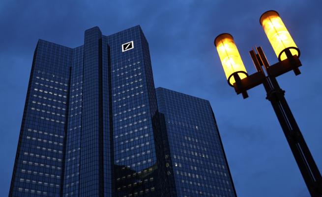 Обиски в най-голямата банка в Германия