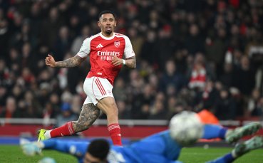 Бивша звезда на Левски наказа Арсенал, но лондончани останаха перфектни в Шампионска лига