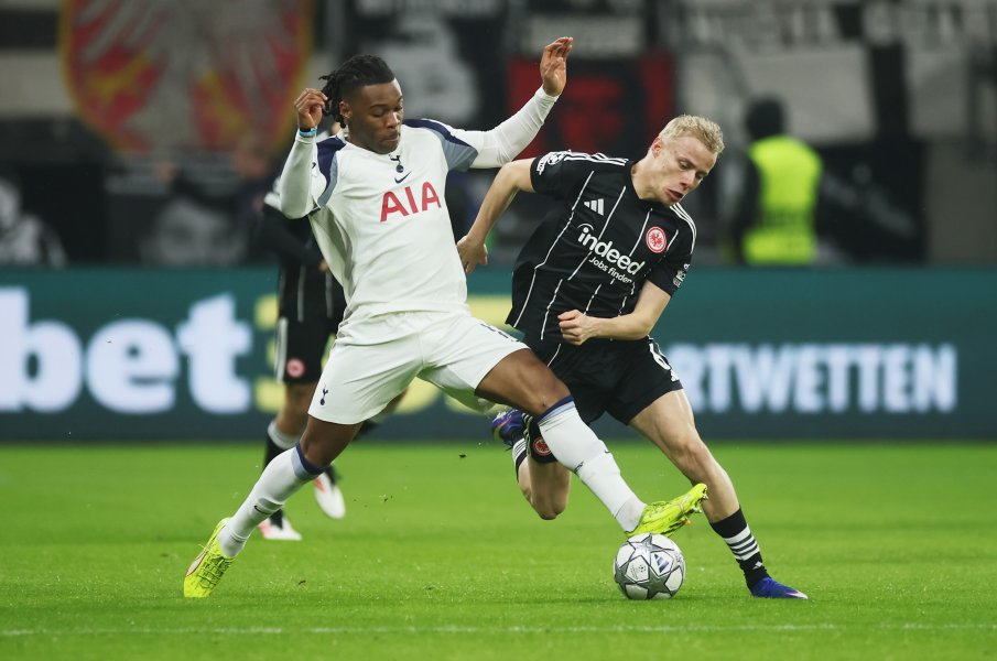 Айнтрахт Франкфурт Тотнъм Хотспър1